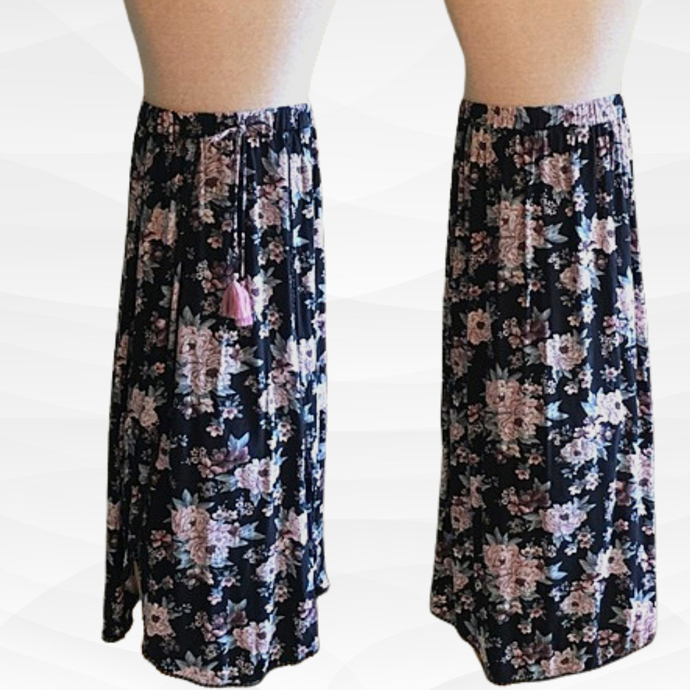 American Eagle Pom & Tassel Slit Maxi Skirt Black Floral Size L